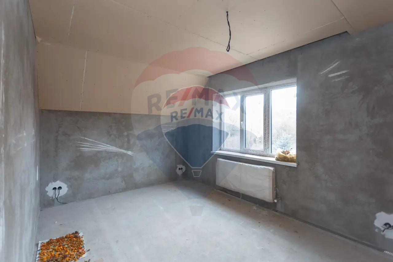 175.000 EUR