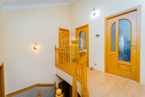 350.000 EUR