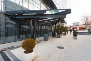 4.000 EUR