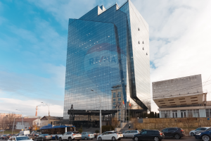 4.000 EUR