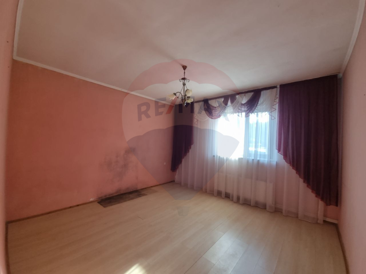 230.000 EUR