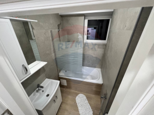 158.000 EUR