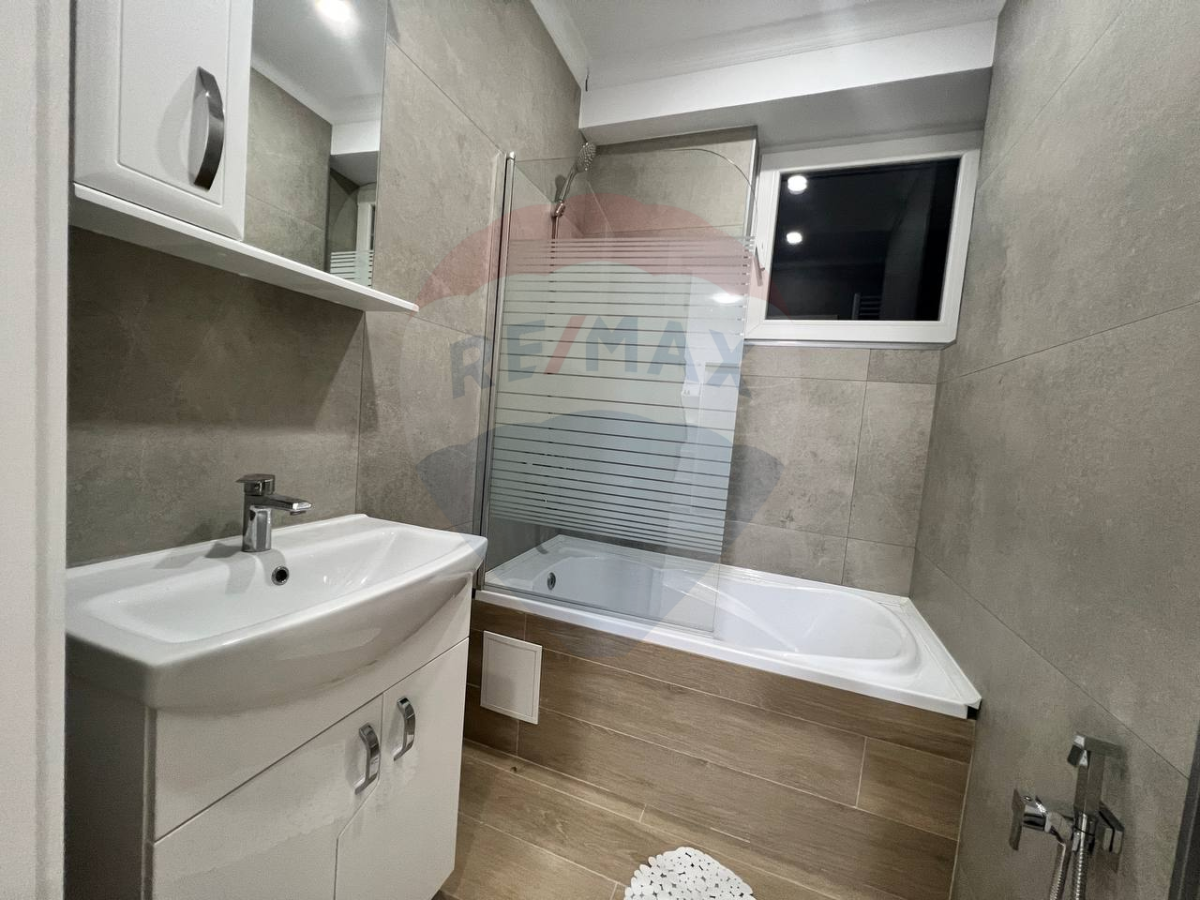158.000 EUR