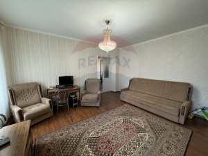 119.900 EUR