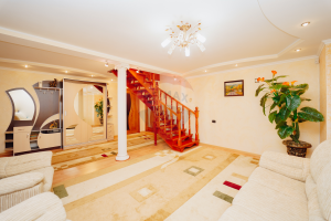 170.000 EUR