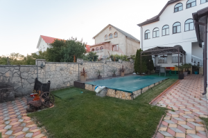 580.000 EUR