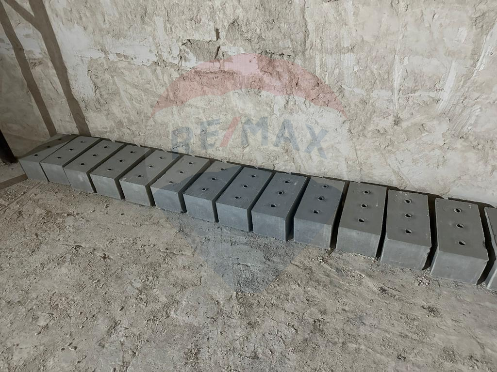 260.000 EUR