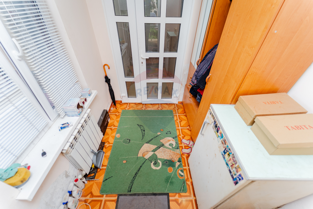 234.000 EUR