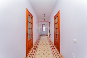 234.000 EUR