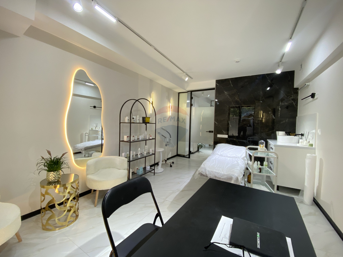 369.000 EUR