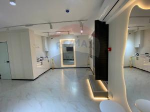 369.000 EUR