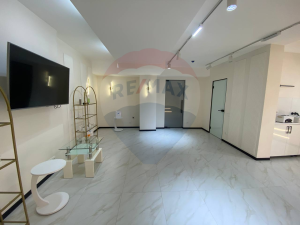 369.000 EUR
