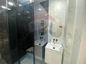 369.000 EUR