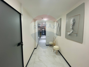 369.000 EUR