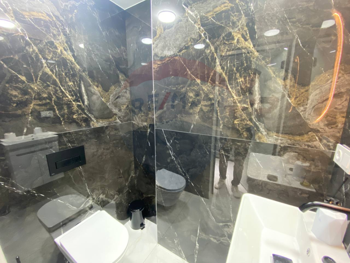 369.000 EUR