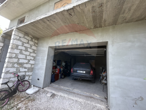 152.000 EUR