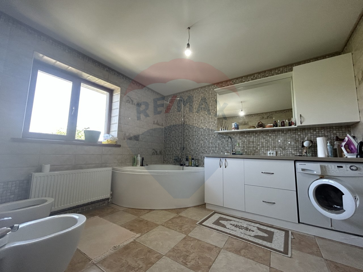 152.000 EUR
