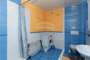 353.000 EUR