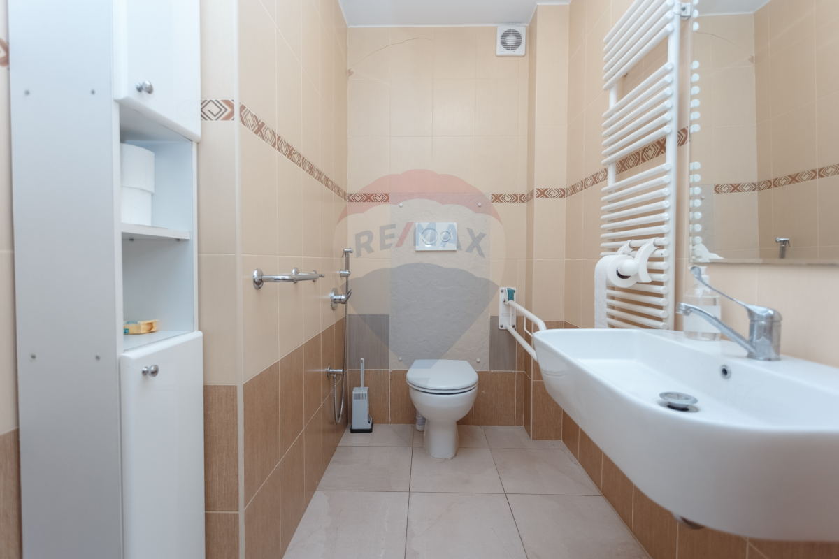 353.000 EUR