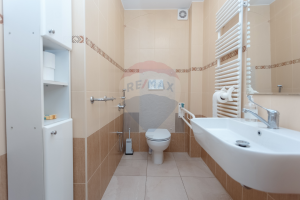 353.000 EUR