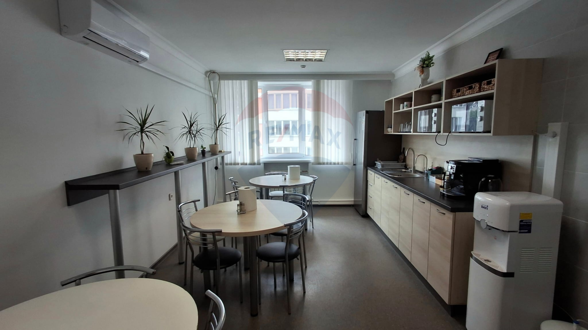 2.500 EUR