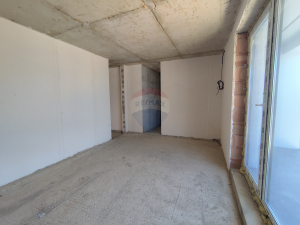 249.000 EUR