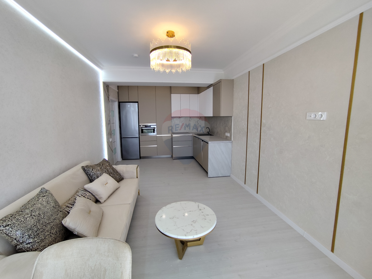 148.000 EUR