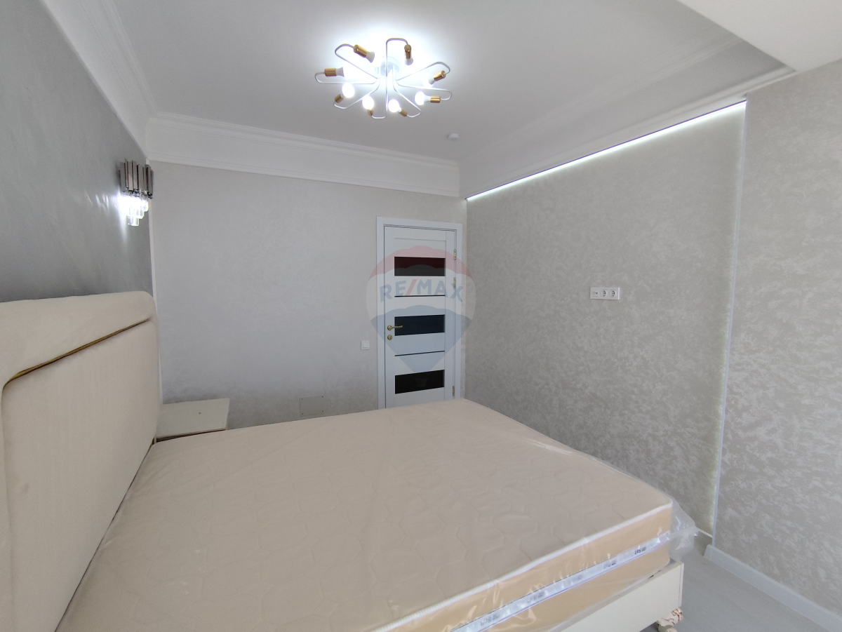 148.000 EUR