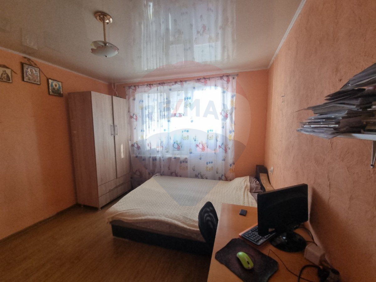 132.000 EUR