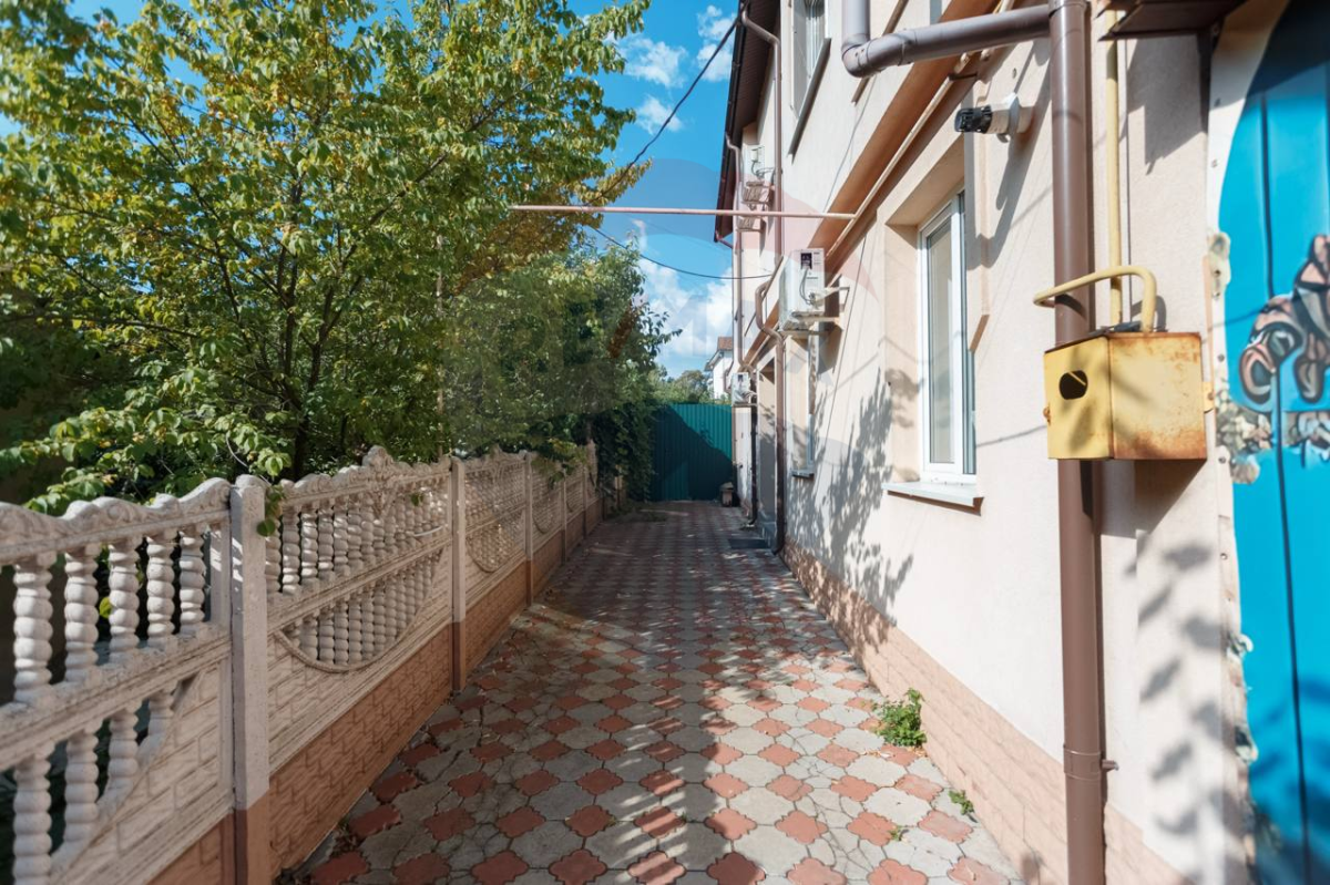 340.000 EUR