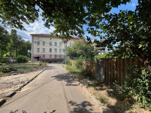 218.400 EUR