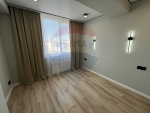 130.000 EUR
