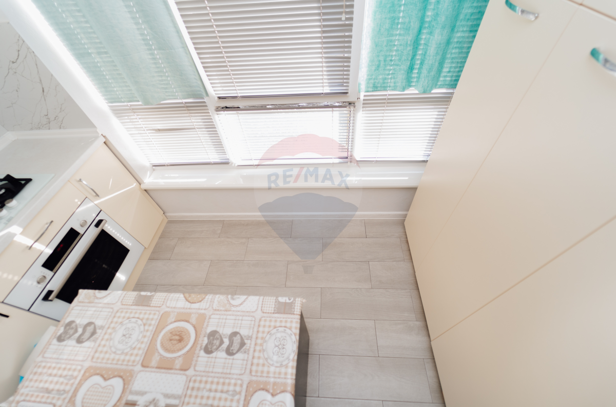 110.000 EUR