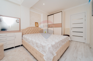 110.000 EUR