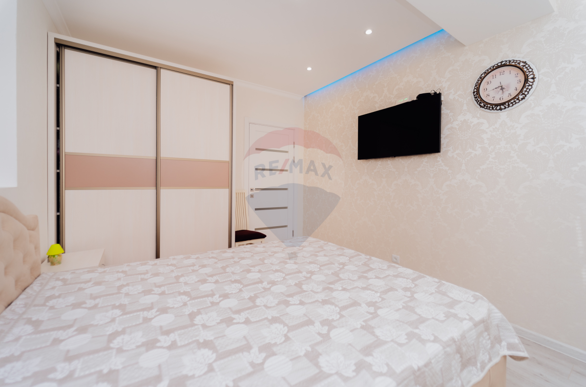 110.000 EUR