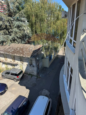 4.000 EUR