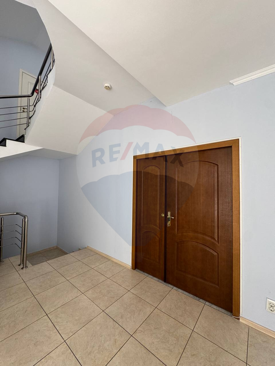 4.000 EUR
