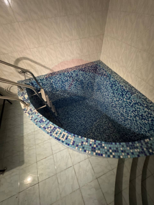 4.000 EUR