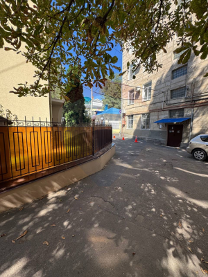 4.000 EUR