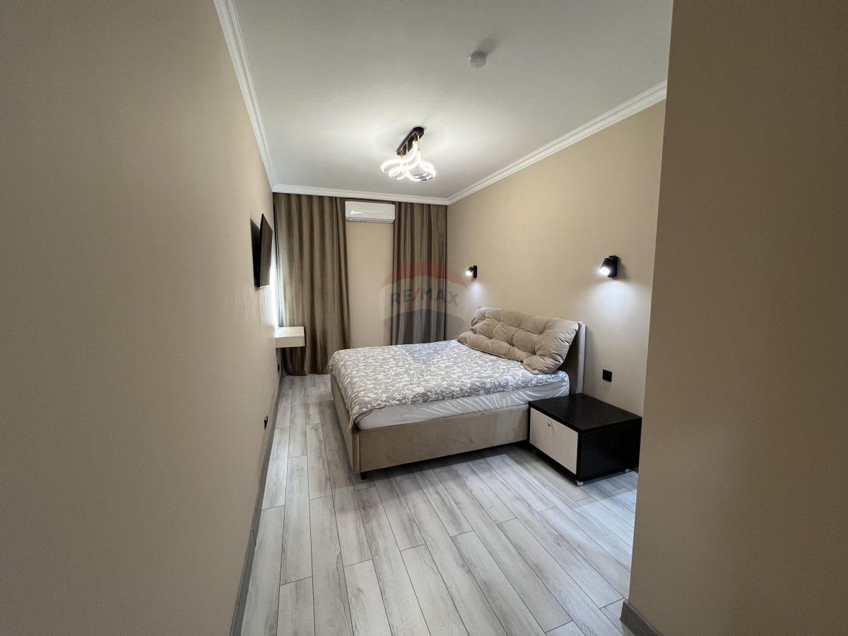 195.000 EUR