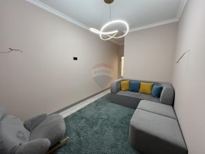 195.000 EUR