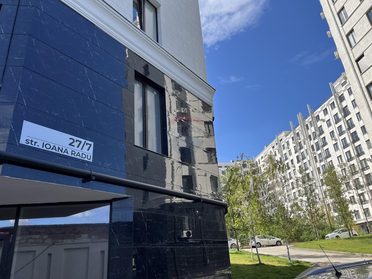 195.000 EUR