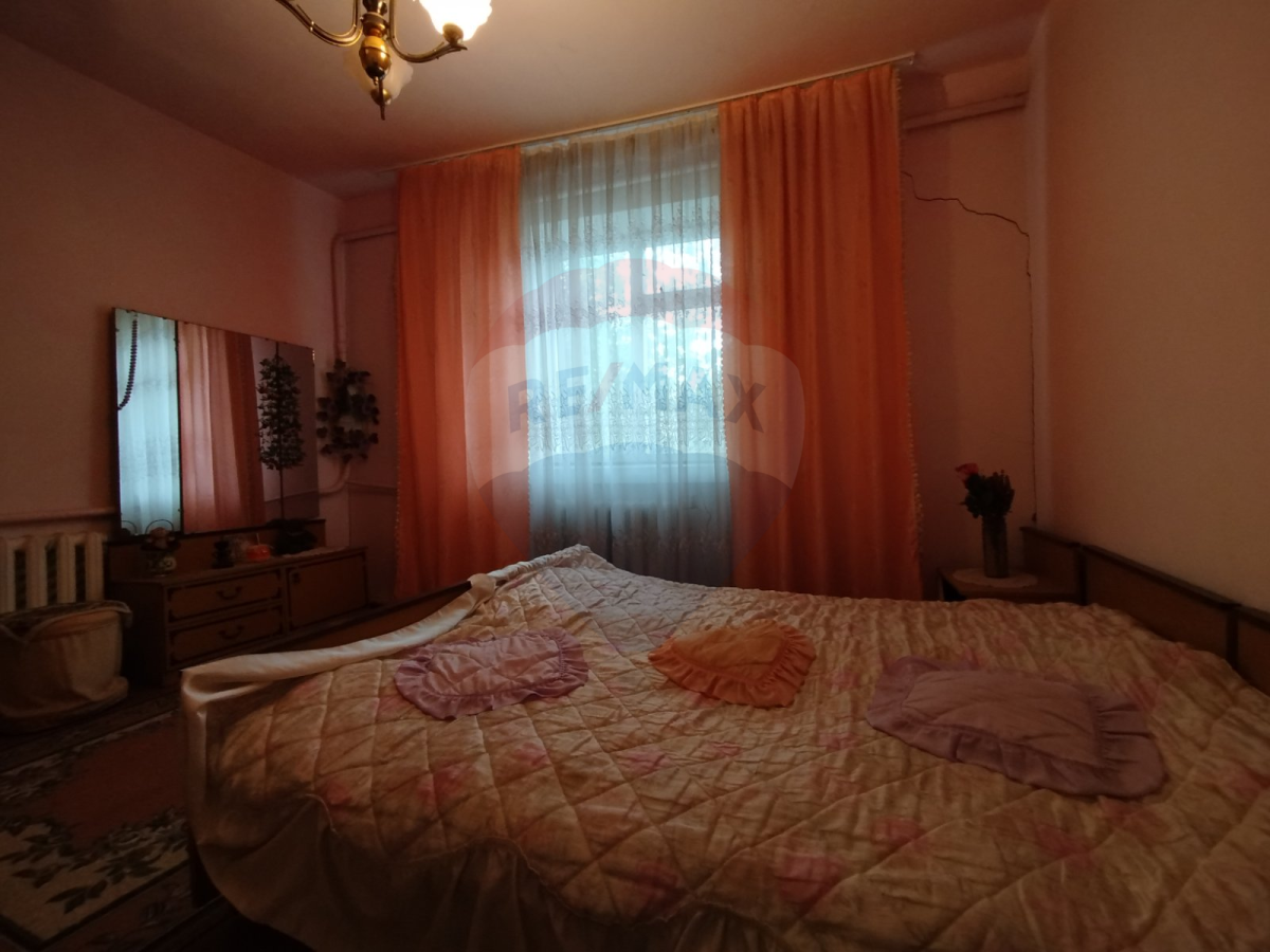 45.000 EUR
