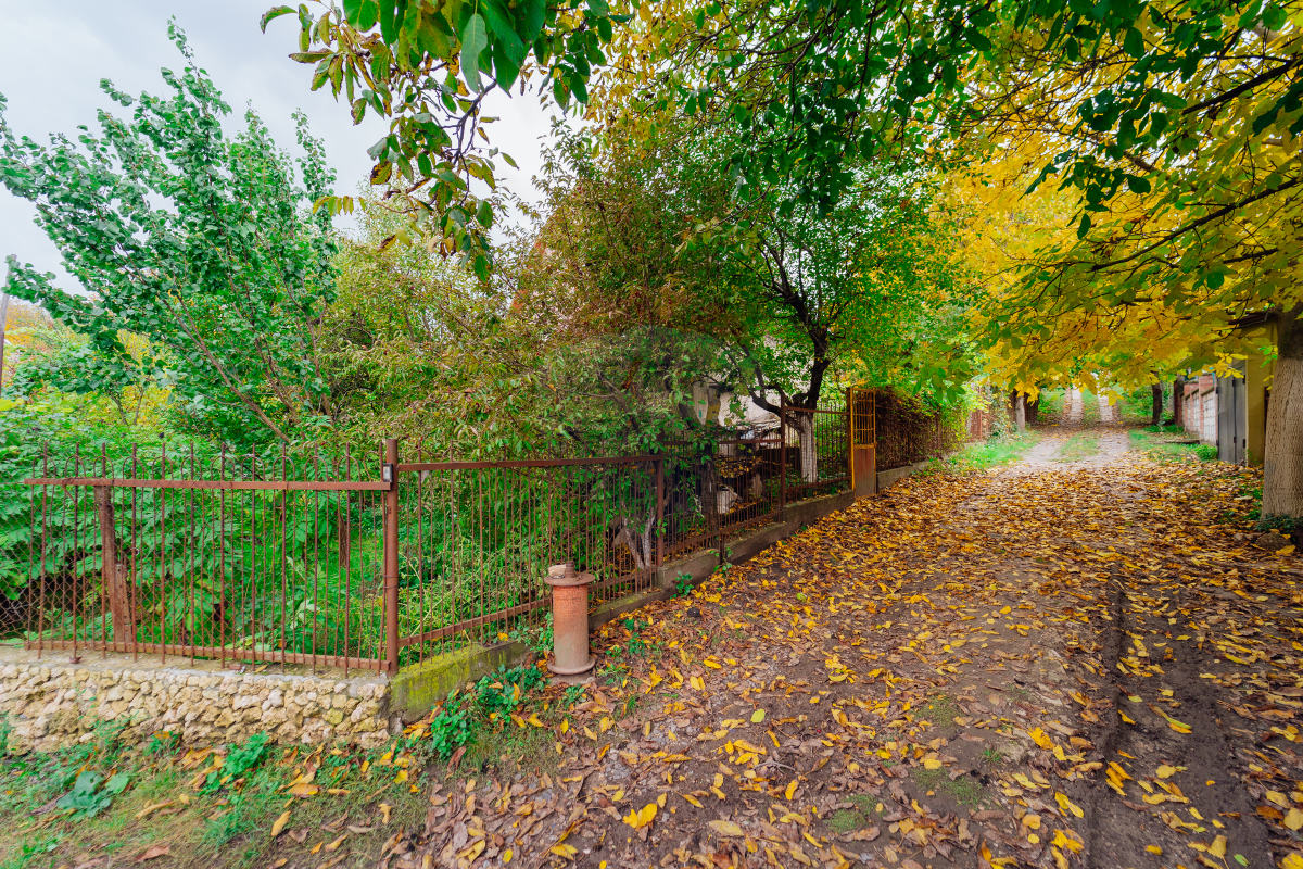 26.000 EUR