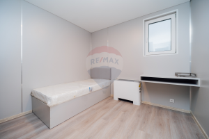 230.000 EUR