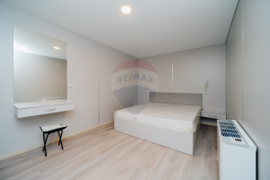 230.000 EUR