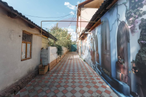 315.000 EUR