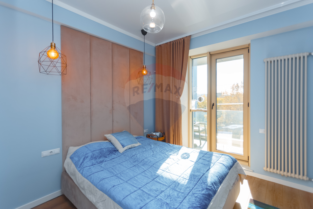 350.000 EUR