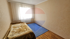 115.900 EUR