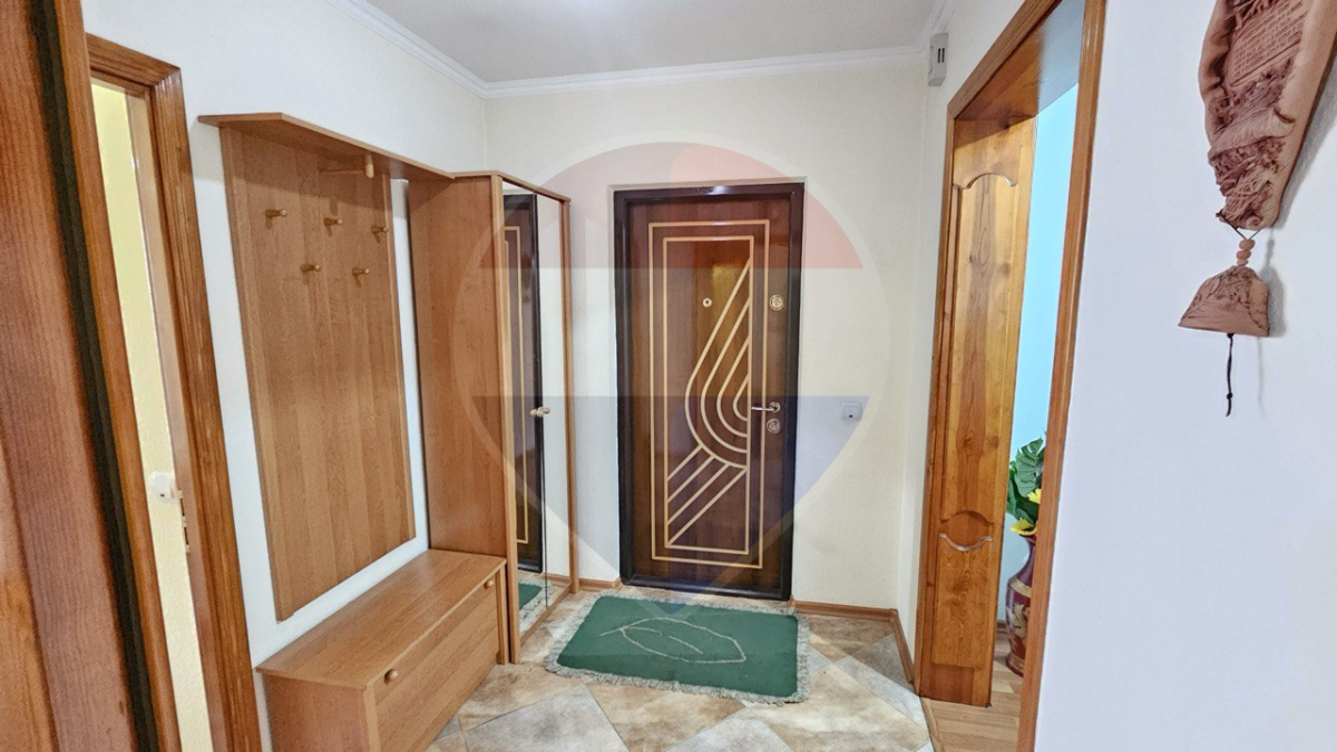 115.900 EUR